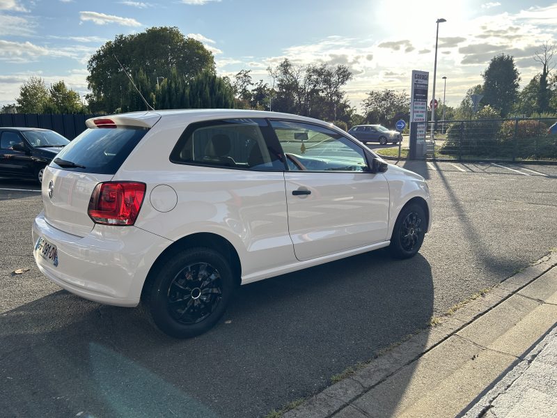 VOLKSWAGEN POLO V 2013