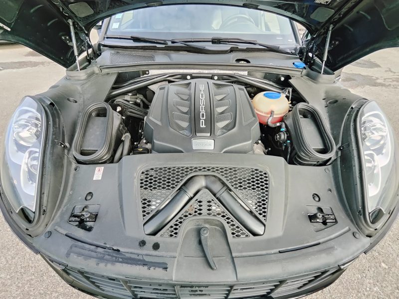 PORSCHE MACAN S 340 cv ESSENCE 