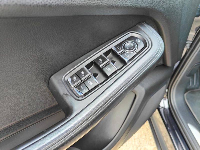 PORSCHE MACAN S 340 cv ESSENCE 