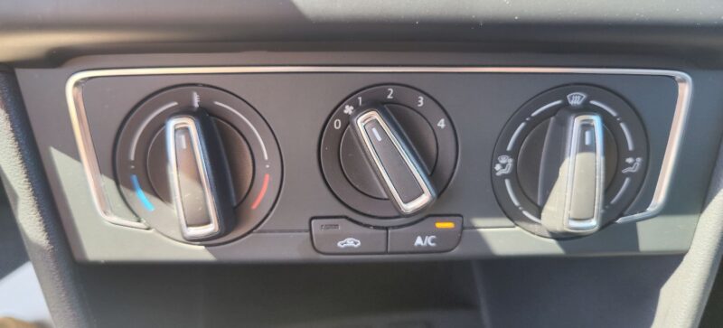 VOLKSWAGEN POLO V 1.4 TDI 90 cv CONFORTLINE BlueMotion Tech 