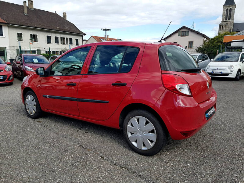 RENAULT CLIO III 1.2i 75CV EXPRESSION