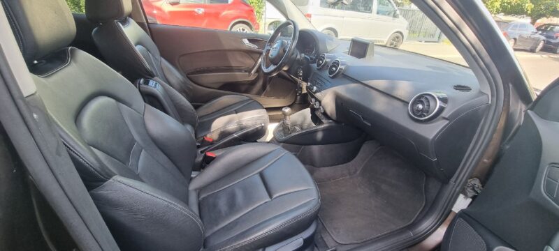 AUDI A1 TDI 1.6  105CH AMBUTION LUXE