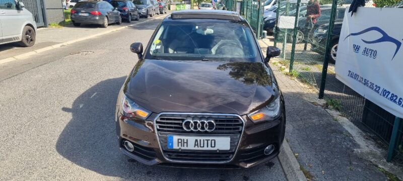 AUDI A1 TDI 1.6  105CH AMBUTION LUXE
