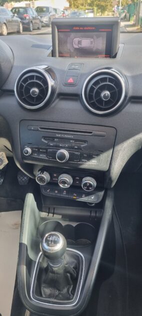 AUDI A1 TDI 1.6  105CH AMBUTION LUXE