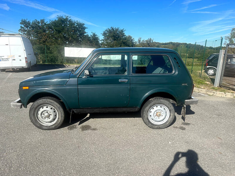 LADA NIVA Véhicule tout terrain fermé 2007