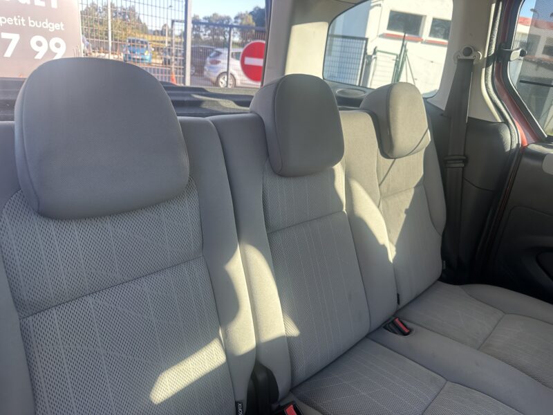 PEUGEOT PARTNER TEPEE 2009