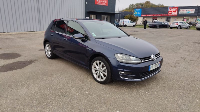 VOLKSWAGEN GOLF VII 2015
