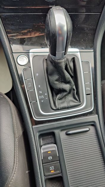 VOLKSWAGEN GOLF VII 2015