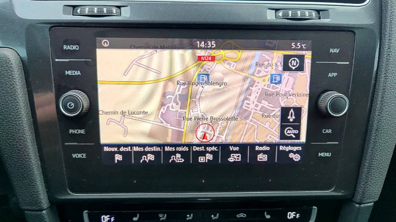 VOLKSWAGEN GOLF VII 2015