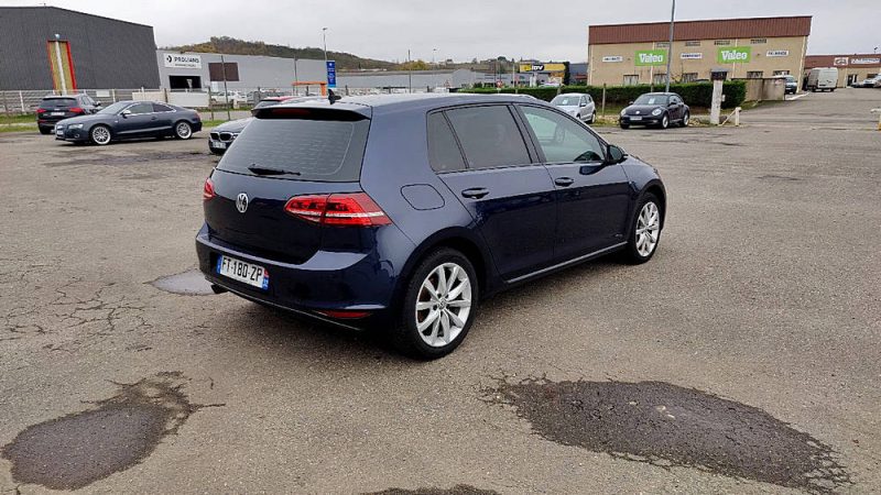 VOLKSWAGEN GOLF VII 2015