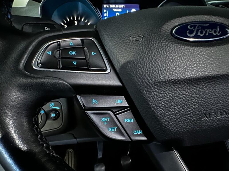 FORD KUGA II 2.0 TDCI 150cv Business Nav 4X2 // GPS/CAMERA DE RECUL/BLUETOOTH