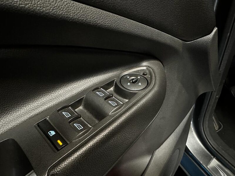 FORD KUGA II 2.0 TDCI 150cv Business Nav 4X2 // GPS/CAMERA DE RECUL/BLUETOOTH