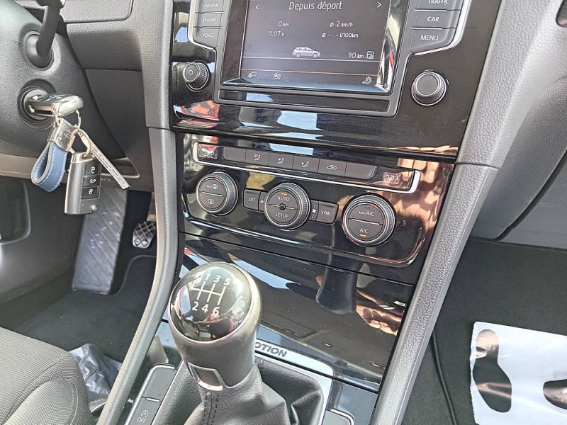 VOLKSWAGEN  GOLF VII 4 MOTION 2014