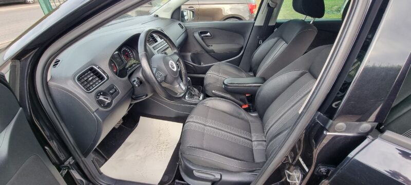 VOLKSWAGEN POLO V MATCH