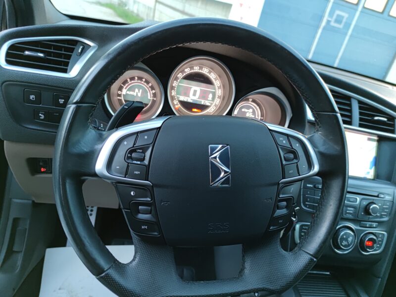 CITROEN DS4 2011