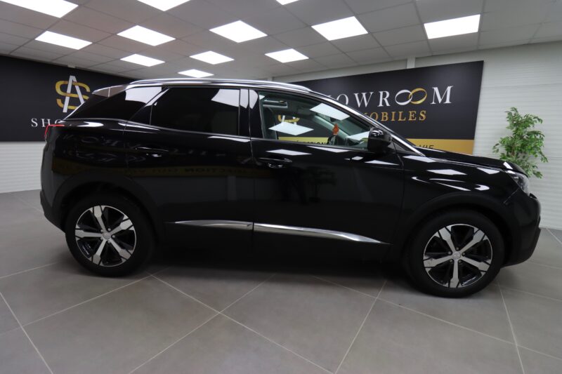 PEUGEOT 3008 2016