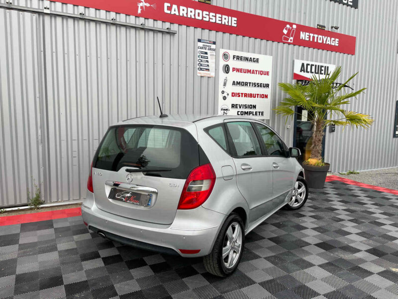 MERCEDES CLASSE A 2011