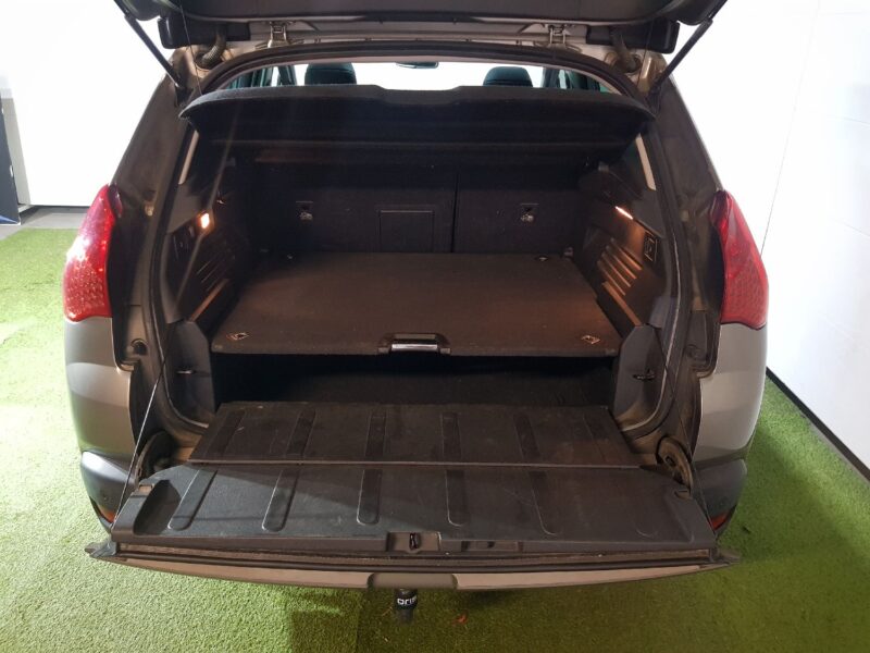 PEUGEOT 3008 Monospace 2010 1.6 HDi 109cv