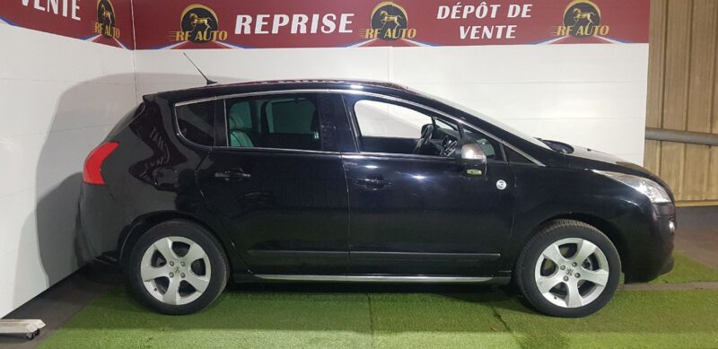 PEUGEOT 3008 Monospace 2013 2.0 HDi BlueHDi  150cv