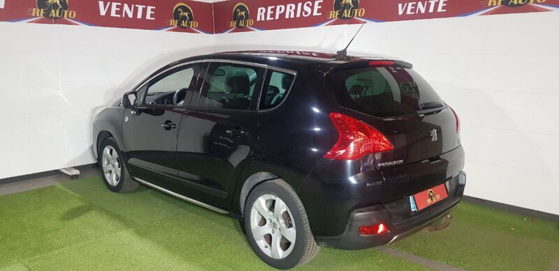 PEUGEOT 3008 Monospace 2013 2.0 HDi BlueHDi  150cv
