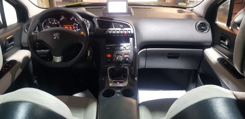 PEUGEOT 3008 Monospace 2013 2.0 HDi BlueHDi  150cv