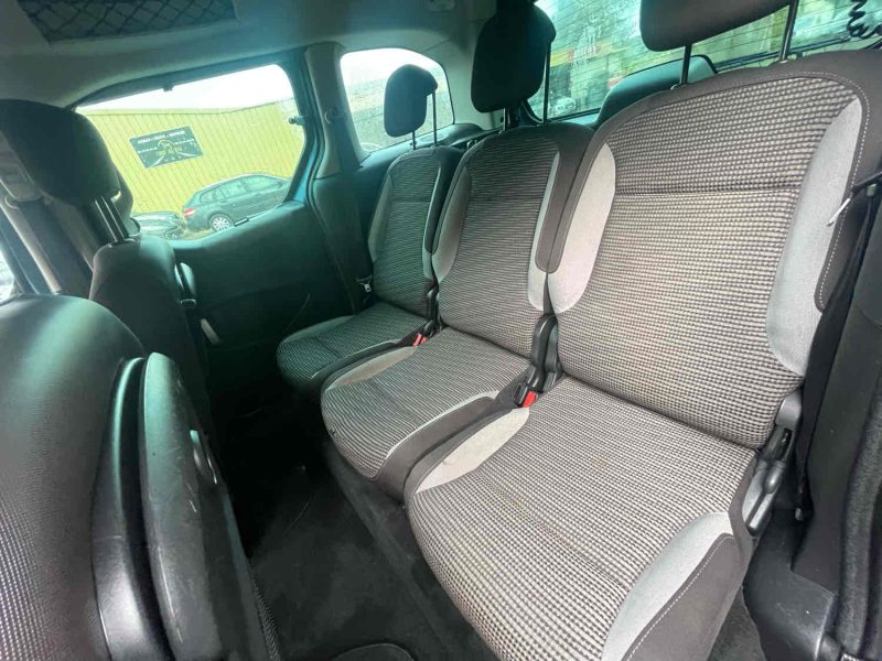 PEUGEOT PARTNER II 2011