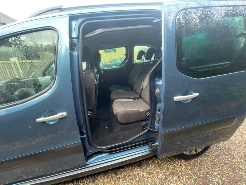 PEUGEOT PARTNER II 2011