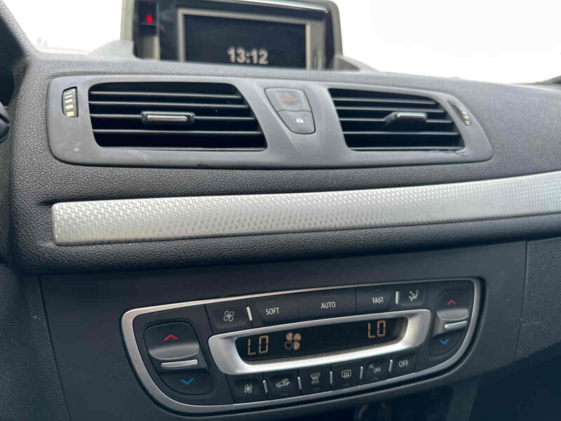 RENAULT MEGANE III  2013