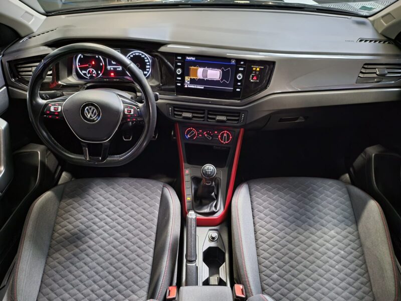 VOLKSWAGEN POLO VI 1.6 TDI 80cv CONNECT 1ère main