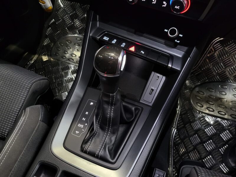 AUDI Q3 II 2019 35 TDI 2.0 150 S LINE S TRONIC APPLE CARPLAY PACK BLACK