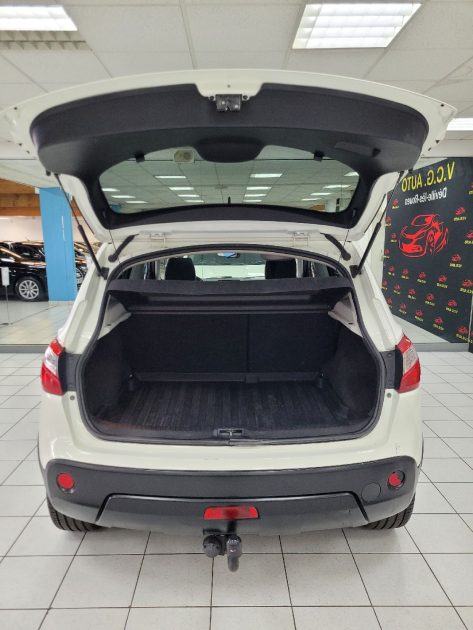 NISSAN QASHQAI 1.6 dCi 130 4X2 Tekna