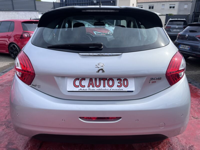PEUGEOT 208 2014
