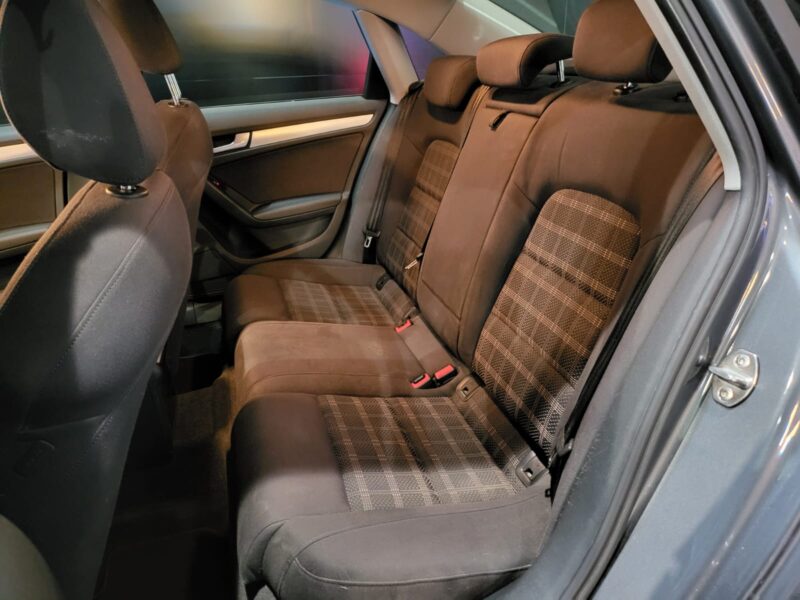 AUDI A4 2.0 TDI 150cv Business Line Multitronic // RADAR-AR/GPS/BLUETOOTH