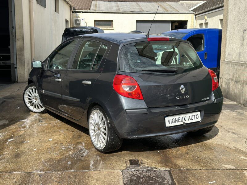RENAULT CLIO EXEPTION 1.6  PAYEZ EN 4 X !