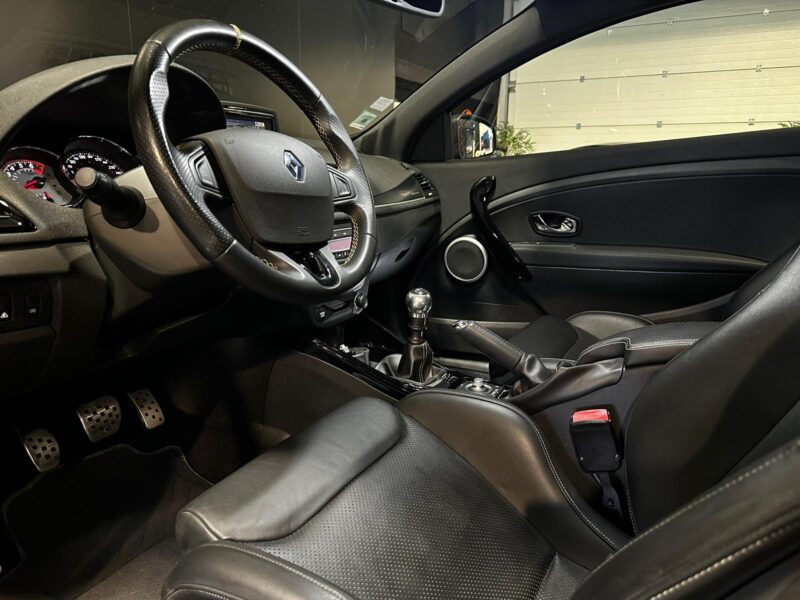 RENAULT MEGANE RS 2.0 265cv CUP , Siege Récaro , HISTORIQUE COMPLET