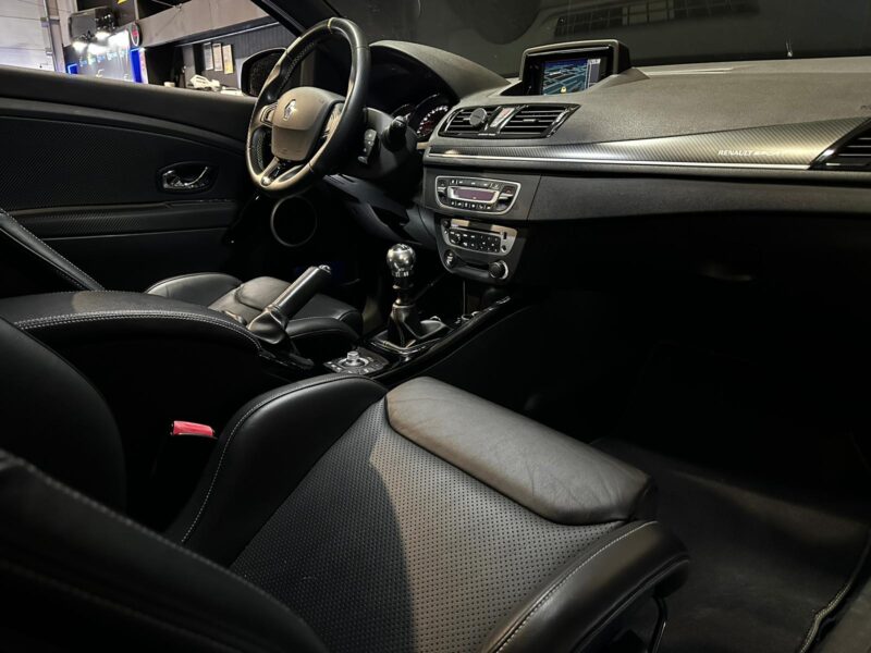 RENAULT MEGANE RS 2.0 265cv CUP , Siege Récaro , HISTORIQUE COMPLET