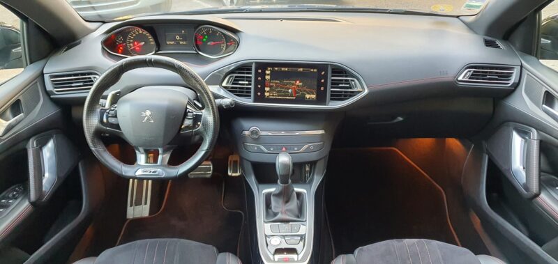 Peugeot 308 II 2.0l BlueHDi GT 181ch EAT 6 berline