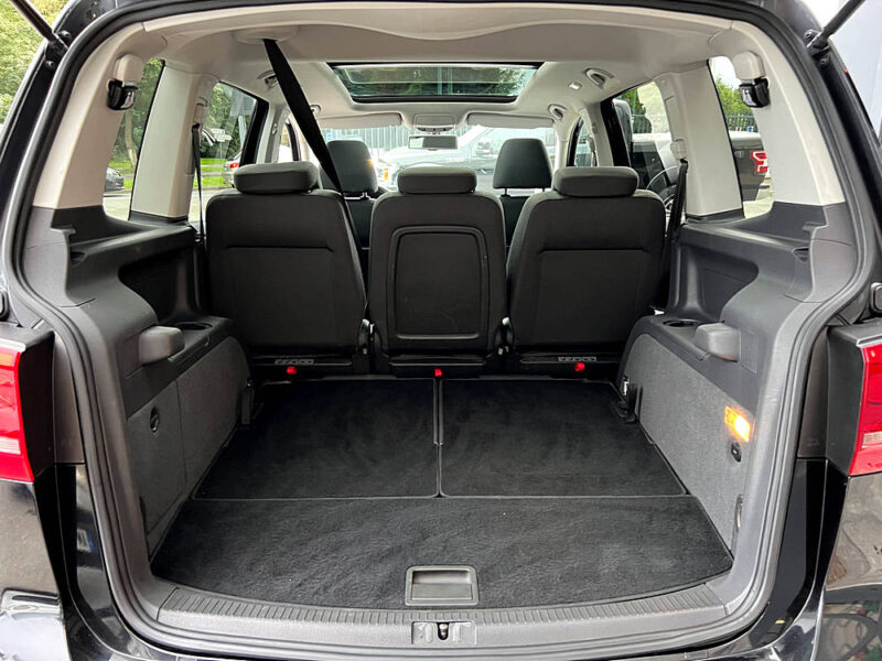 VOLKSWAGEN TOURAN II 1.6 TDI 105 Cv 7 PLACES TOIT OUVRANT GPS BLUETOOTH REGULATEUR BVM6 - Garantie1a