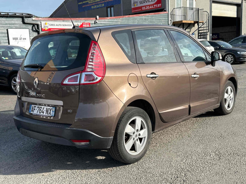 RENAULT SCENIC III 2009