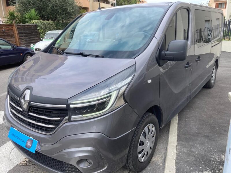 RENAULT TRAFIC 2020