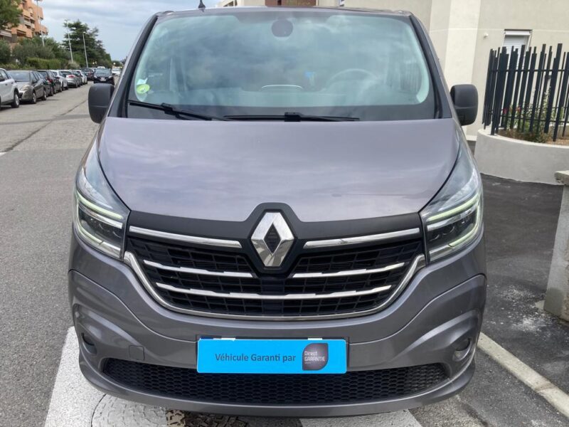 RENAULT TRAFIC 2020