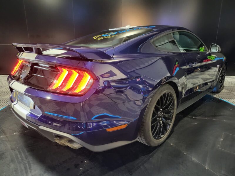 FORD MUSTANG GT Coupé 5.0 V8 450cv BVA // SIEGES CLIMATISE/APPLE CARPLAY/BECQUET/PACK CARBONE