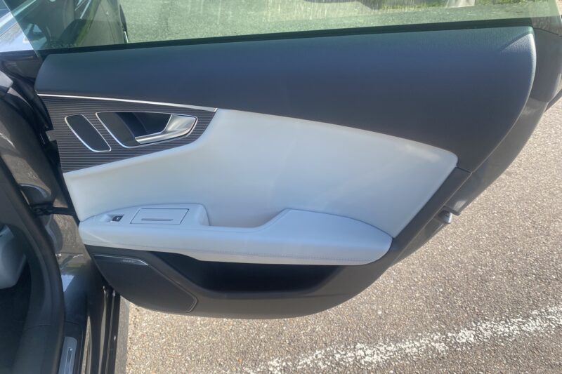 AUDI A7 Sportback 3.0l BITDI 320ch S-line Tiptronic