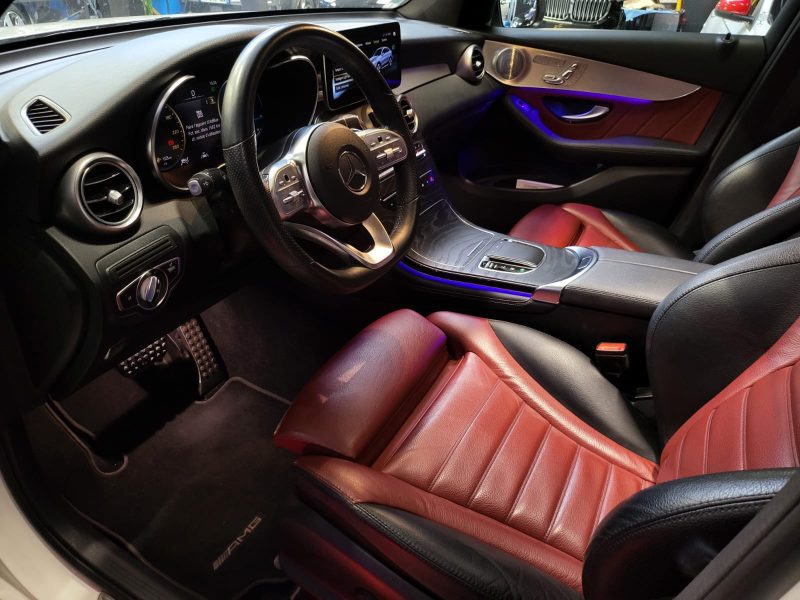 MERCEDES GLC 300 d 4-MATIC AMG LINE TOIT OUVRANT / 360 / BURMESTER 