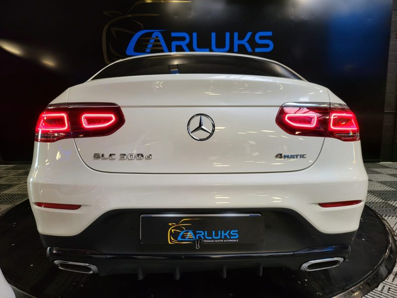 MERCEDES GLC 300 d 4-MATIC AMG LINE TOIT OUVRANT / 360 / BURMESTER 