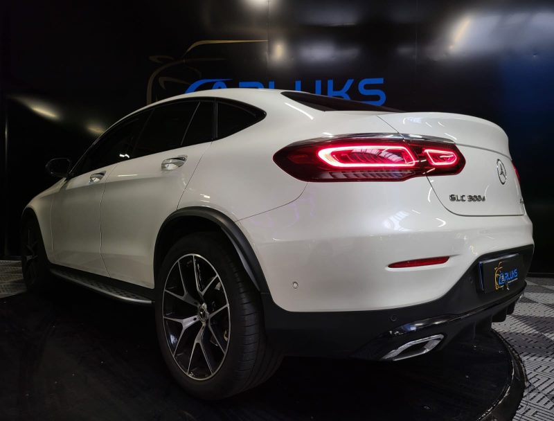 MERCEDES GLC 300 d 4-MATIC AMG LINE TOIT OUVRANT / 360 / BURMESTER 