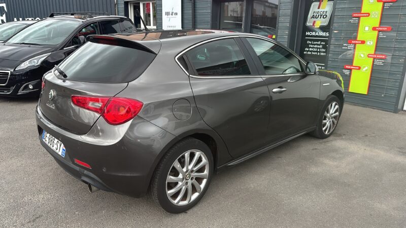 ALFA ROMEO GIULIETTA 2012