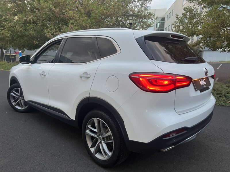 MG MOTOR MG EHS 1.5T GDi Phev 258 Luxury