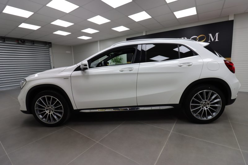 MERCEDES CLASSE GLA 2019