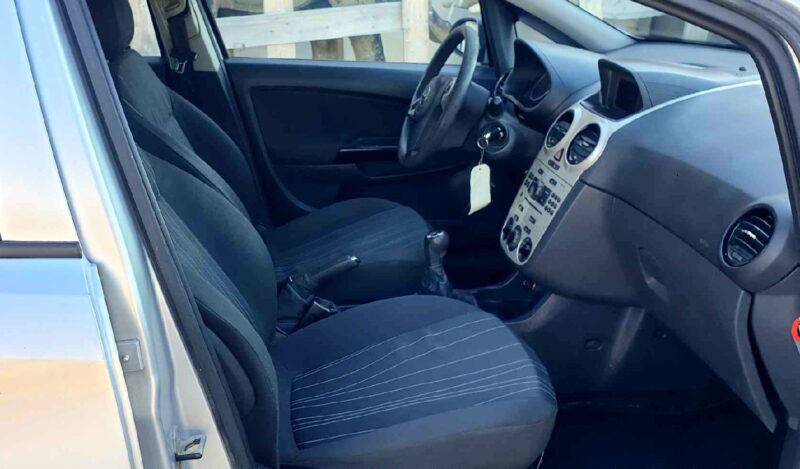 OPEL CORSA D 2008